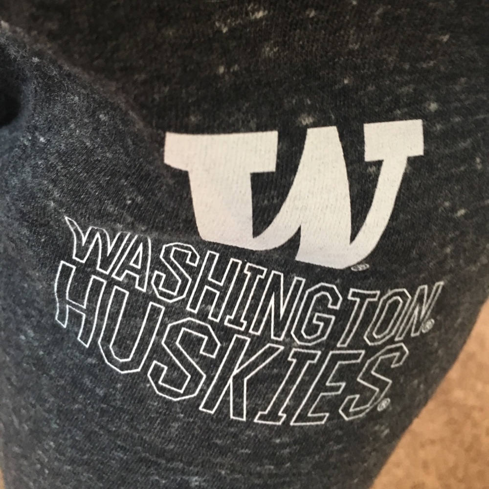 UW nike cropped sweats